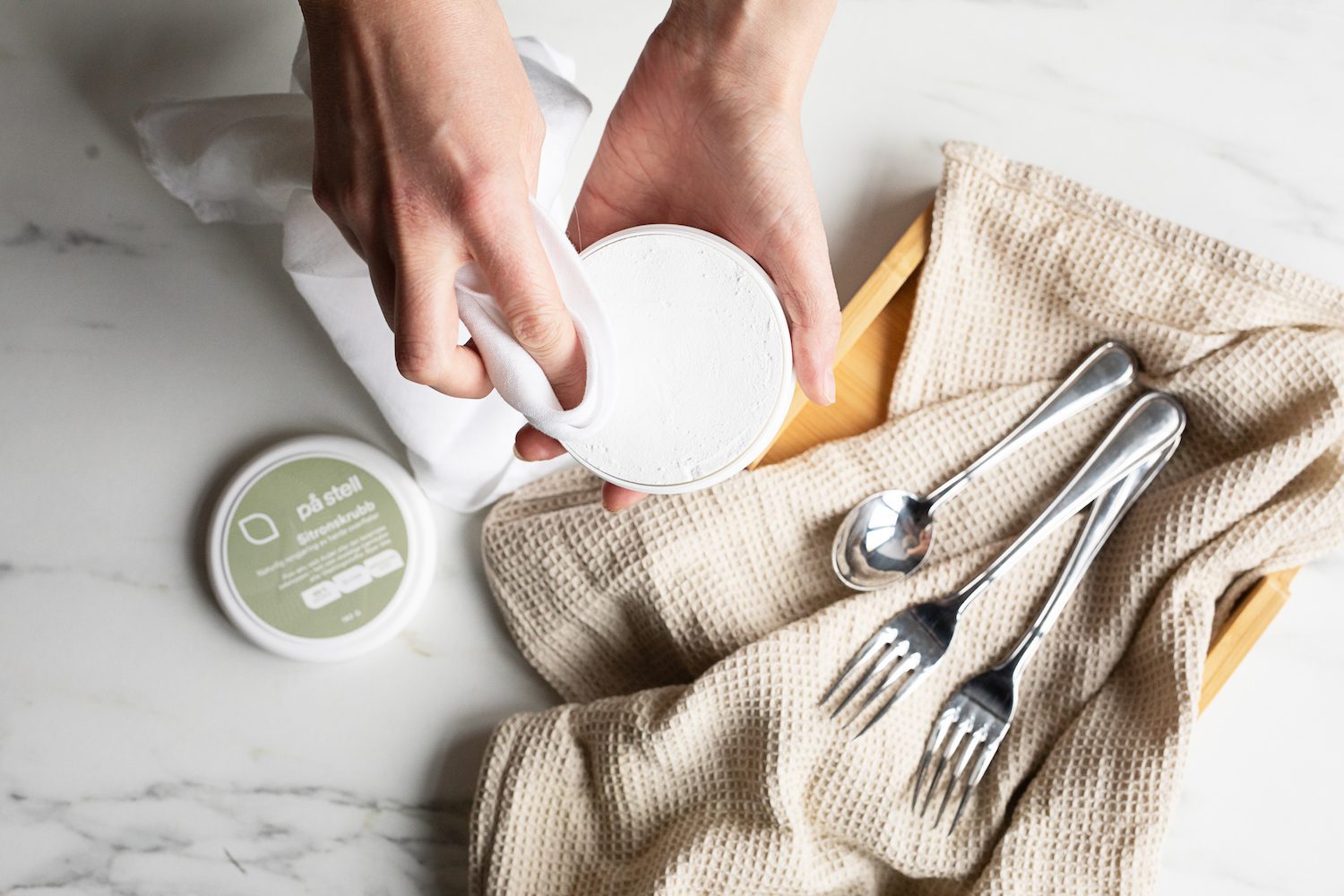 Sølvpuss med Sitronskrubb fra På Stell